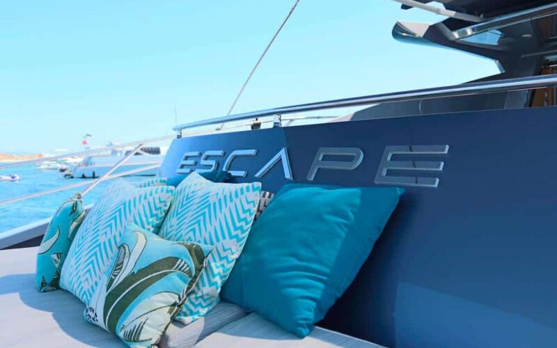Palmer-Johnson-PJ120-Escape-Motor Yacht-Exterior-Cushions